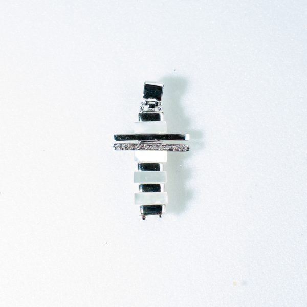 PENDENTE CRUCIFORME UNOAERRE ORO BIANCO MADREPERLA E DIAMANTI